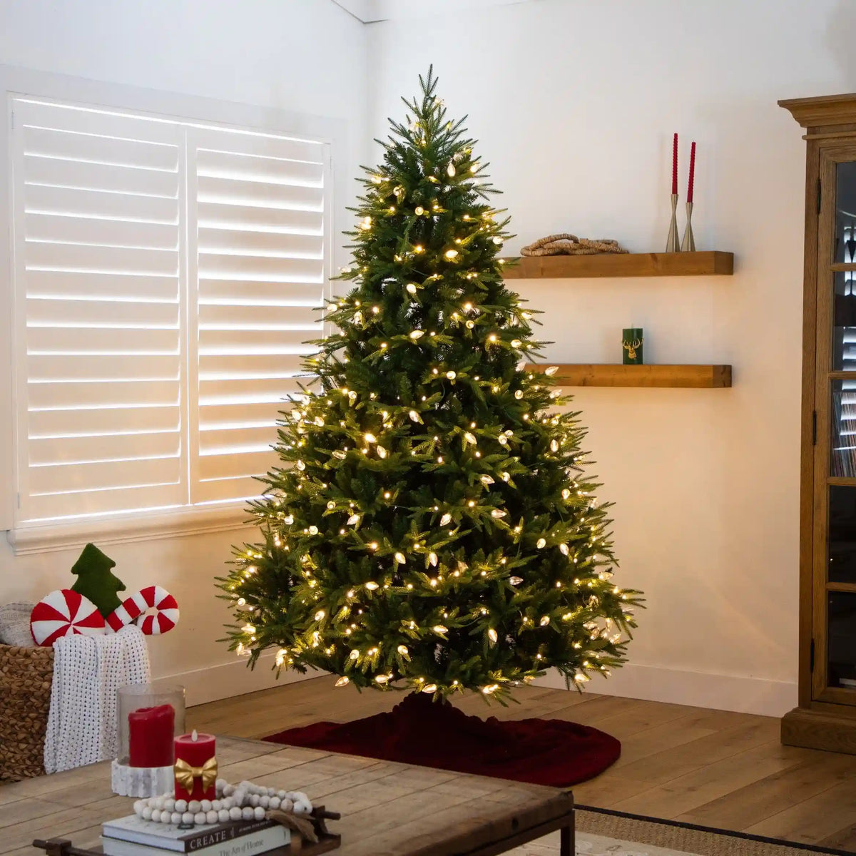 8'  Pre-Lit Artificial Luxembourg Pine Christmas Tree with 500 Multicolored Traditional Bulb LED Lights