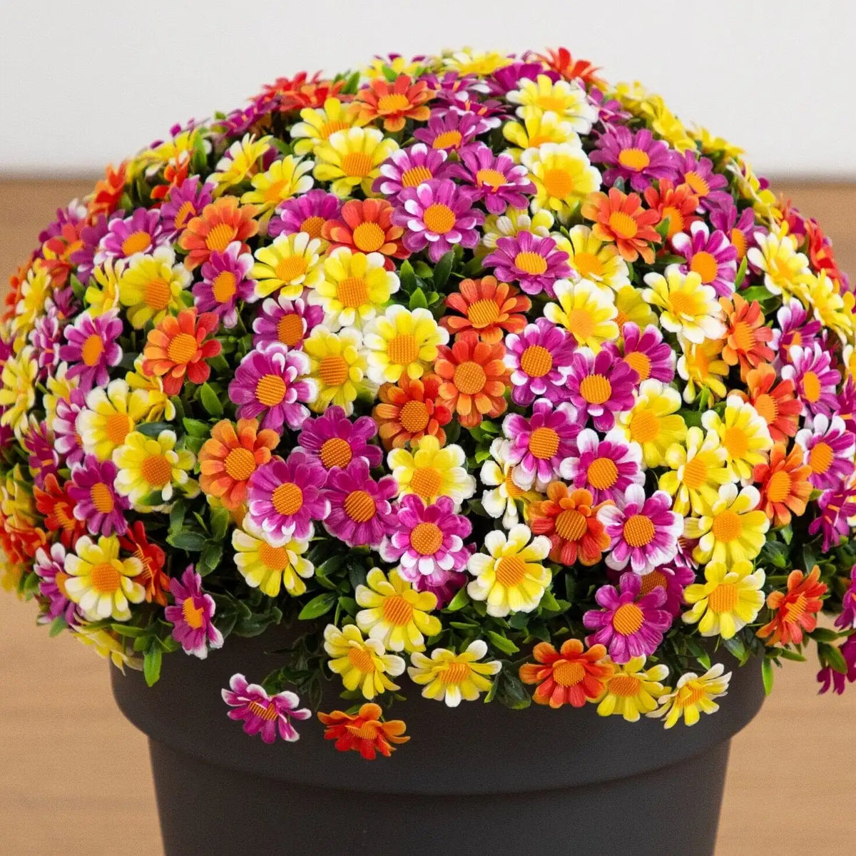 18” UV Resistant Artificial Mixed Daisy Plant (Indoor/Outdoor)