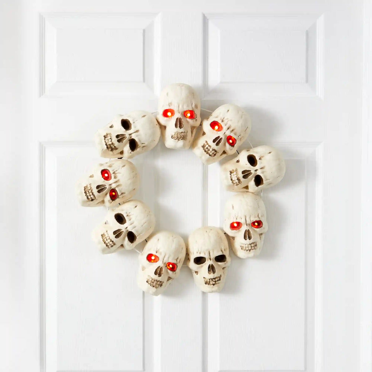 20” Halloween Skull Wreath with Lighted Eyes